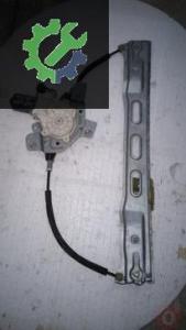 FORD COURİER SAĞ ÖN CAM KRİKOSU
