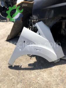 Ford Courier Sağ Ön Çamurluk Hatasız orjinal çıkma