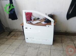 Ford courier sağ ön kapı çıkma orjinal