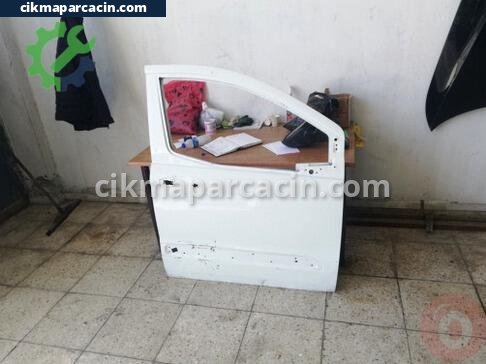 Ford Tourneo Courier Sağ Ön Kapı çıkma parça