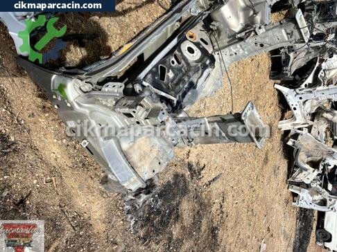 Ford Tourneo Courier Sağ Şasi çıkma parça