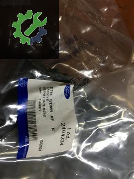 Ford Tourneo Courier Tampon Braketi ET7617D958 çıkma parça