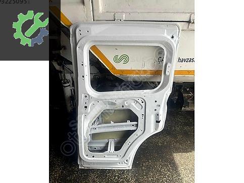 Ford Tourneo Courier Sağ Sürgülü Kapı çıkma parça