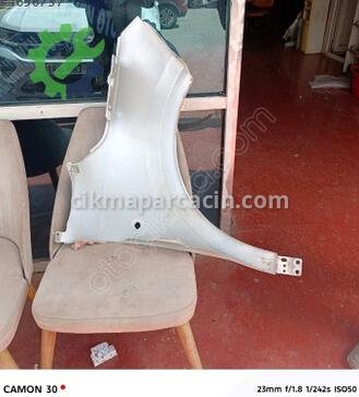 Ford Tourneo Courier Sol Çamurluk çıkma parça