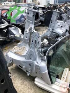 Ford Courier Sol Ön But Hatasız Orjinal Çıkma
