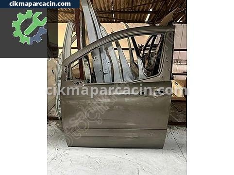 Ford Tourneo Courier Sol Ön Kapı çıkma parça
