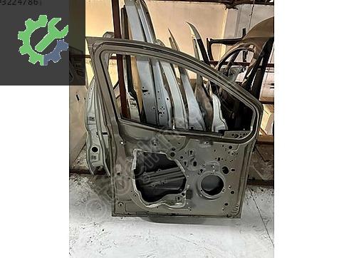 Ford Tourneo Courier Sol Ön Kapı çıkma parça
