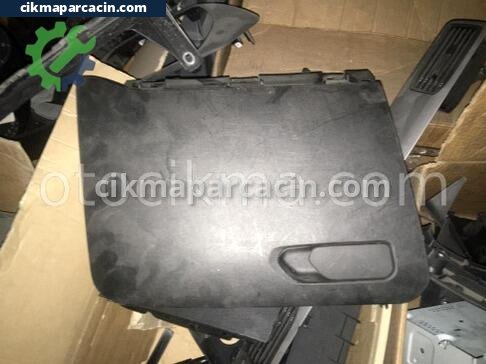 Ford Tourneo Courier Torpido Kapağı çıkma parça