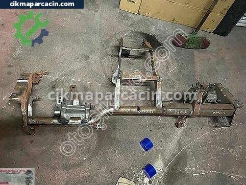 Ford Tourneo Courier Torpido çıkma parça