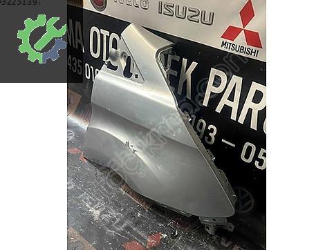 Ford Transit Custom Sağ Ön Çamurluk çıkma parça