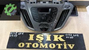 FORD CUSTOM 2015 GÖĞÜS ÇERÇEVESİ VE TEYP TUŞLARI ÇIKMA ORJİNAL