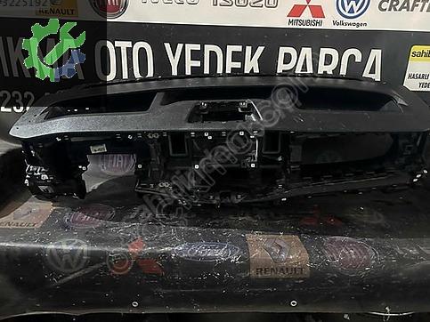 Ford Transit Custom Göğüslük çıkma parça