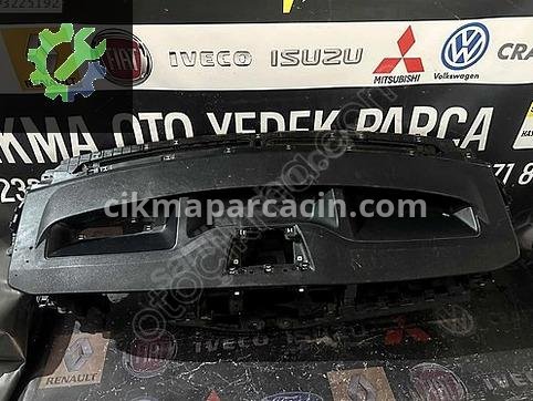 Ford Transit Custom Göğüslük çıkma parça