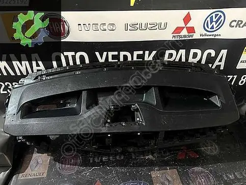 Ford Transit Custom Göğüslük çıkma parça