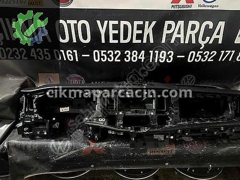 Ford Transit Custom Göğüslük çıkma parça