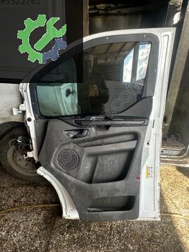 Ford Ranger Sağ Ön Kapı çıkma parça