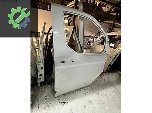 Ford Transit Custom Sağ Ön Kapı çıkma parça