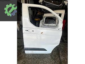 FORD CUSTOM SAĞ ÖN KAPI ÇIKMA ORJİNAL