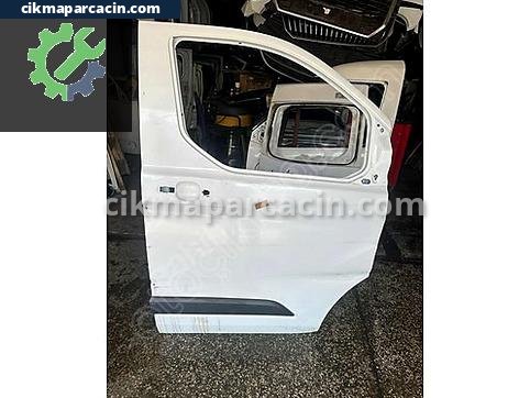 Ford Transit Custom Sağ Ön Kapı çıkma parça