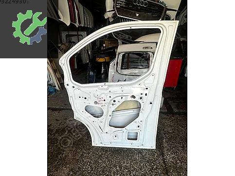 Ford Transit Custom Sağ Ön Kapı çıkma parça