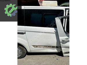 FORD CUSTOM SAĞ SÜRGÜLÜ KAPI HATASIZ ORJİNAL DOLU