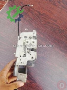Ford Transit Custom Sol Ön Kapı Kilidi çıkma parça