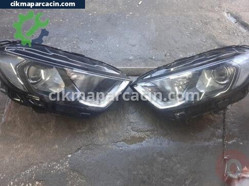 Ford Ecosport Sağ Ön Far çıkma parça