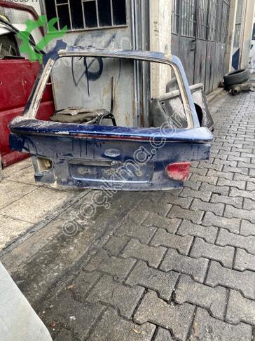Ford Escort Bagaj Kapağı çıkma parça