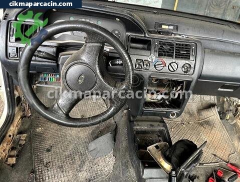 Ford Escort Göğüs çıkma parça