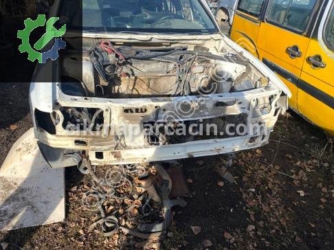 Ford Escort Komple Ön çıkma parça