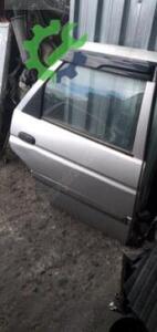 Ford escort sağ arka kapı
