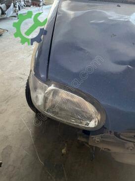 Ford Escort Sağ Ön Far çıkma parça