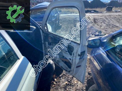 Ford Escort Sağ Ön Kapı çıkma parça