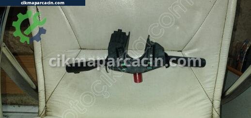 Ford Escort Sinyal Kolu çıkma parça