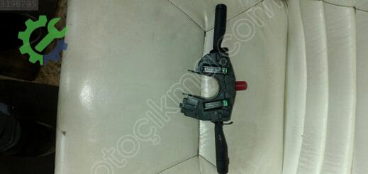 Ford Escort Sinyal Kolu çıkma parça