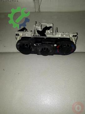 Ford Fiesta Kalorifer Kontrol Paneli çıkma parça