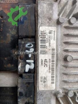 Ford Fiesta Motor Beyni 8V21-12A650-EC çıkma parça