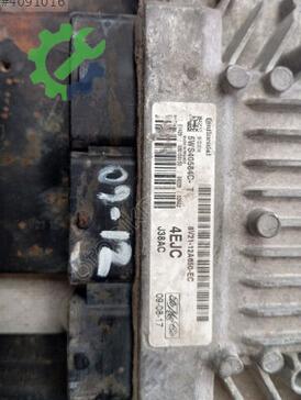 Ford Fiesta Motor Beyni 8V21-12A650-EC çıkma parça