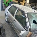 FORD FİESTA 2001 SAĞ ARKA KAPI HATASIZ BOŞ ORJİNAL ÇIKMA