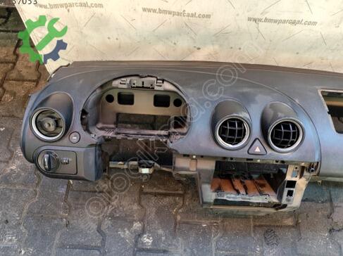 Ford Fiesta Torpido çıkma parça