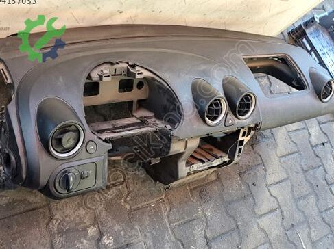 Ford Fiesta Torpido çıkma parça