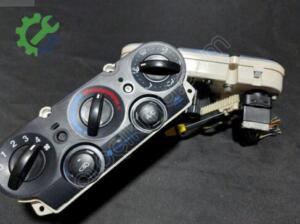 Ford Fiesta 2012-2018 Kalorifer Kontrol Paneli Çıkma