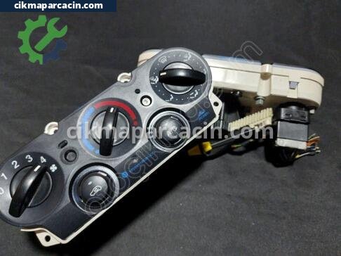 Ford Fiesta Kalorifer Kontrol Paneli çıkma parça