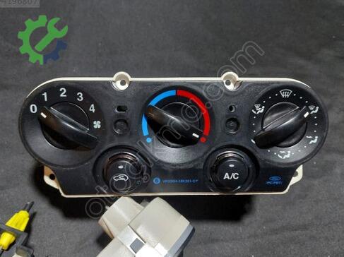 Ford Fiesta Kalorifer Kontrol Paneli çıkma parça