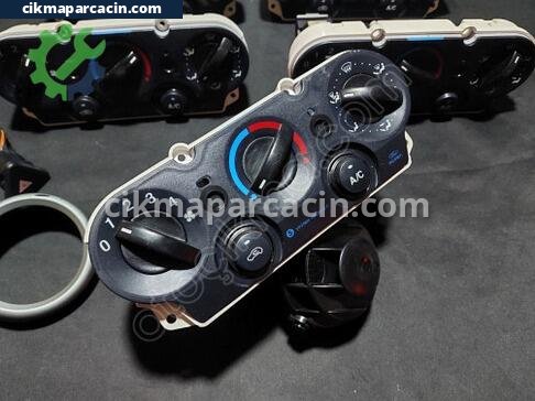 Ford Fiesta Klima Kontrol Paneli çıkma parça