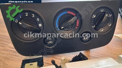 Ford Fiesta Klima Kontrol Paneli çıkma parça