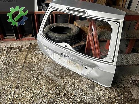 Ford Fiesta Bagaj Kapağı çıkma parça