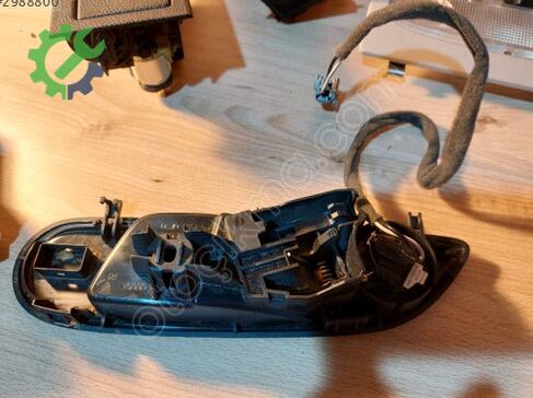 Ford Fiesta Cam Düğme Çerçevesi 8A61-A22600-BDW çıkma parça