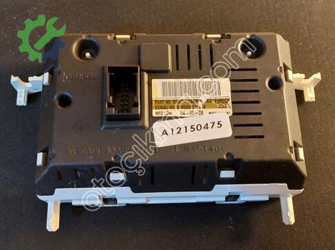 Ford Fiesta Ekran 8A6T18B955AE çıkma parça