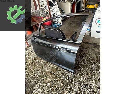 Ford Fiesta Sol Ön Kapı çıkma parça
